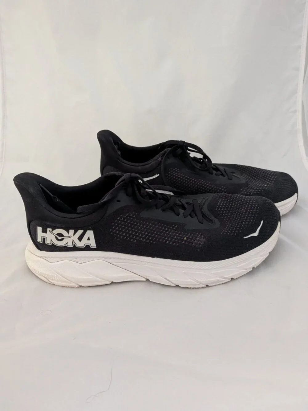 HOKA Arahi 7 Womens Size 12 B Athletic Running Shoes